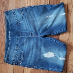 Rock & Republic Fever Crop 16 medium demin.